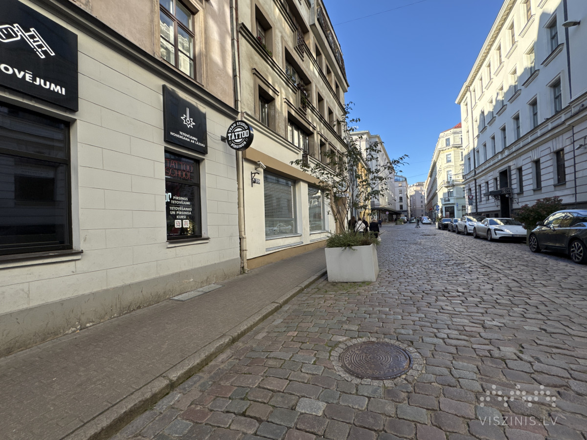 Vaļņu iela foto 1