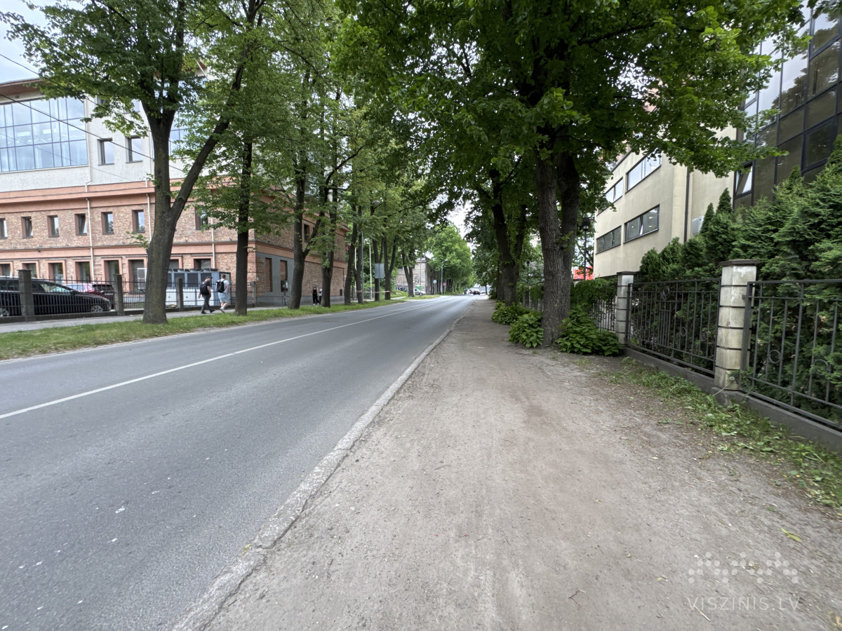 Bērzaunes iela foto 1